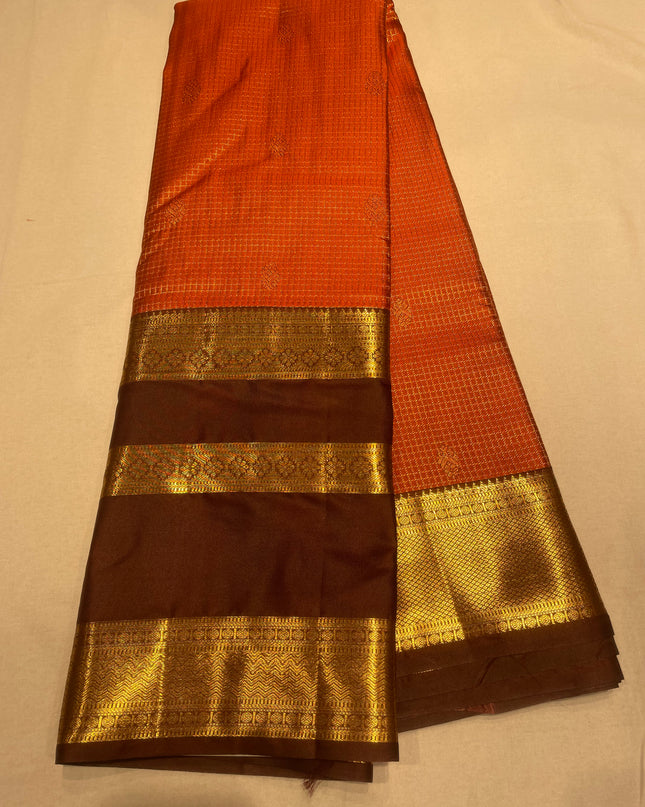 Kanchi silver brocatte
